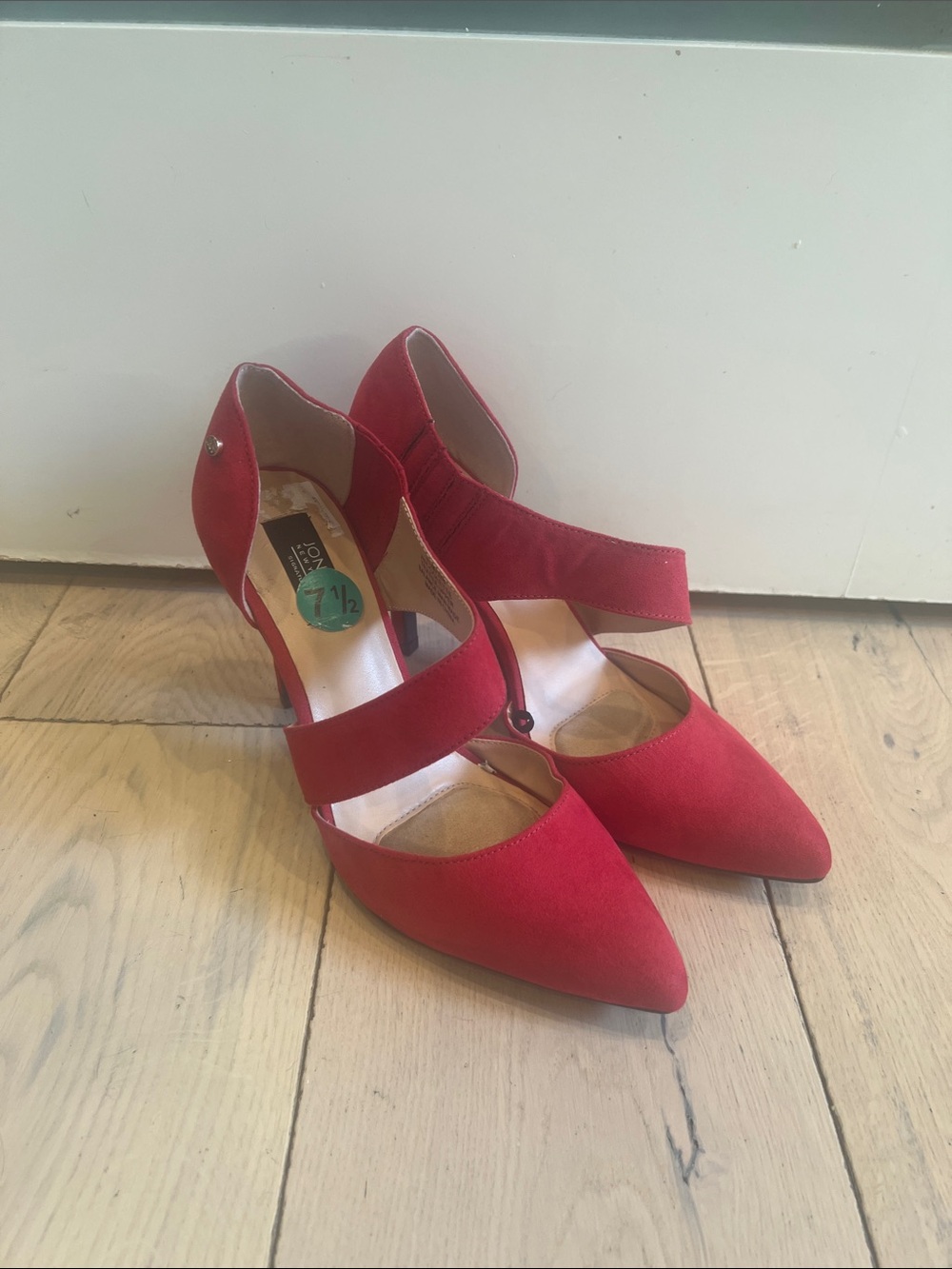 Jones New York Red Pointed-Toe Strappy Pumps